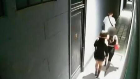 Cayeron tres viudas negras por usar el celular de la víctima. Foto: NA