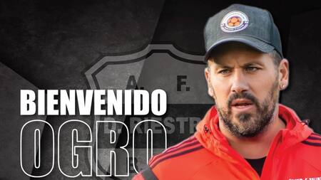 Cristian Fabbiani, nuevo técnico de Deportivo Riestra. Foto: X @prensariestra.