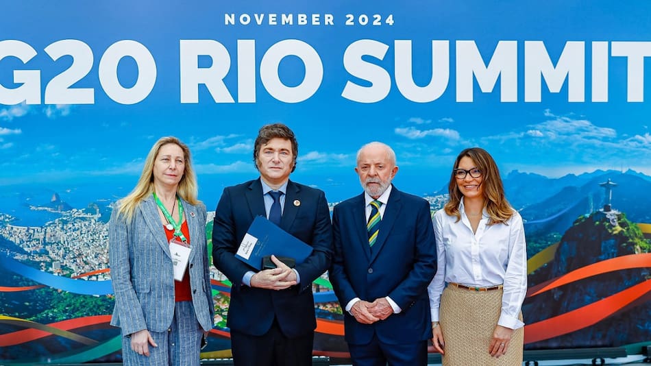 Javier Milei y Lula da Silva en la cumbre del G20 de Río de Janeiro. Foto: Reuters.
