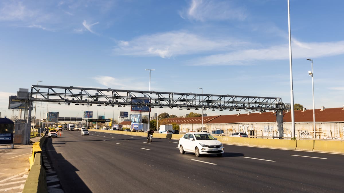 Modificaciones en la Autopista Buenos Aires-La Plata.