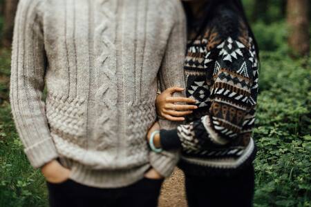 Sweaters; indumentaria; ropa. Foto: Unsplash.