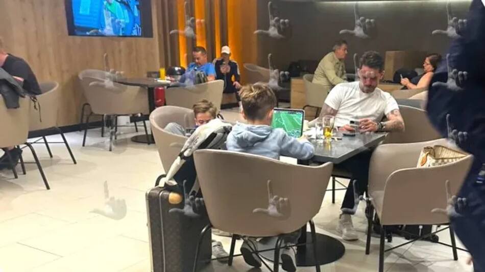 Fernando Gago ya se encuentra rumbo a Argentina. Foto: NA.