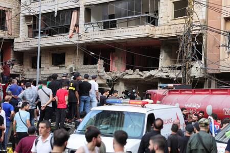 Ataque israelí contra un edificio residencial en Beirut, el Líbano. Foto: Reuters.