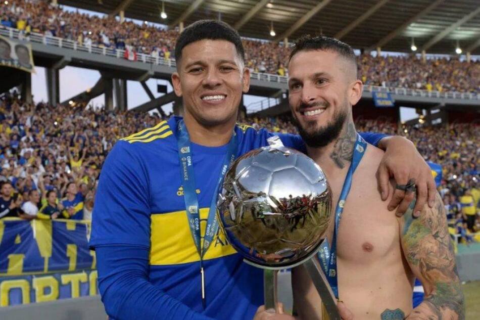 Marcos Rojo y Darío Benedetto. Foto: Twitter Boca.