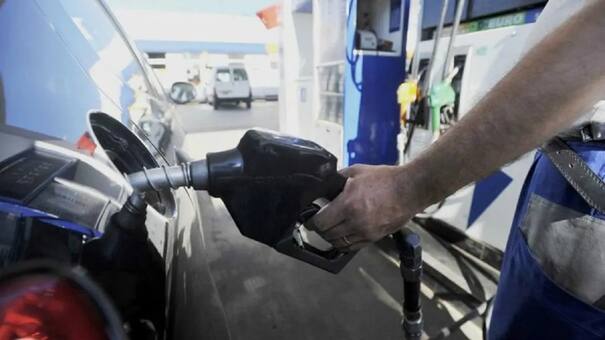 Rige el aumento de combustibles desde este viernes 3 de enero: cuánto cuesta el litro de nafta y gasoil