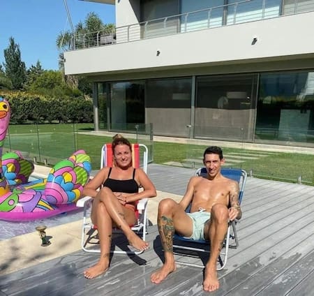 Di María y su familia. Fuente: NA