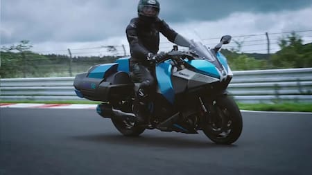 Kawasaki presentó su moto de hidrógeno