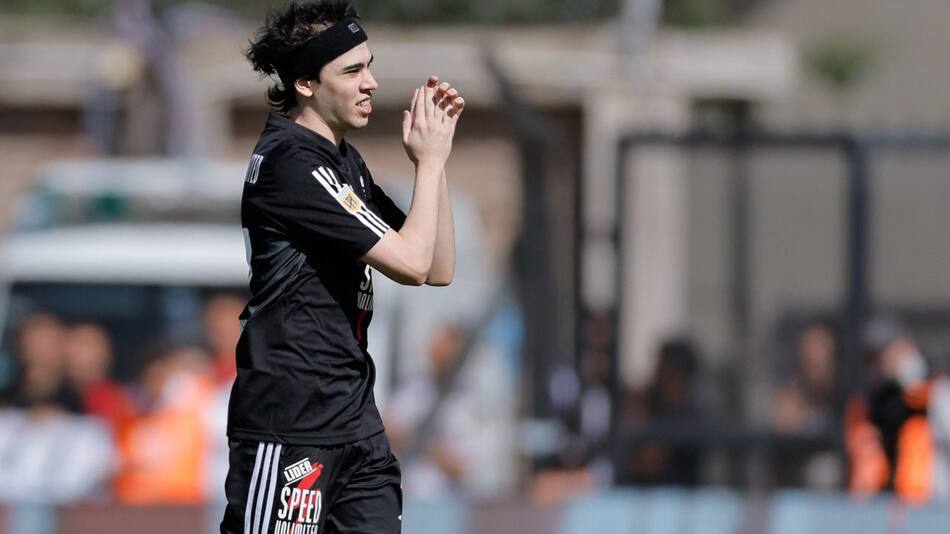 Spreen, el streamer que debutó en Riestra. Foto: X @arevalo_martin