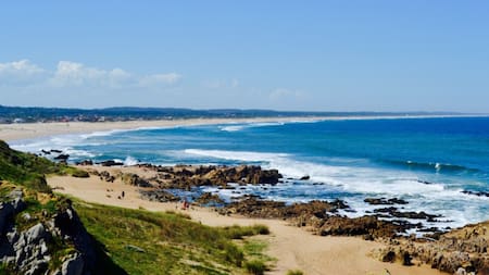 Una de las playas de Uruguay más elegida por los argentinos. Foto turismorocha.gub.uy