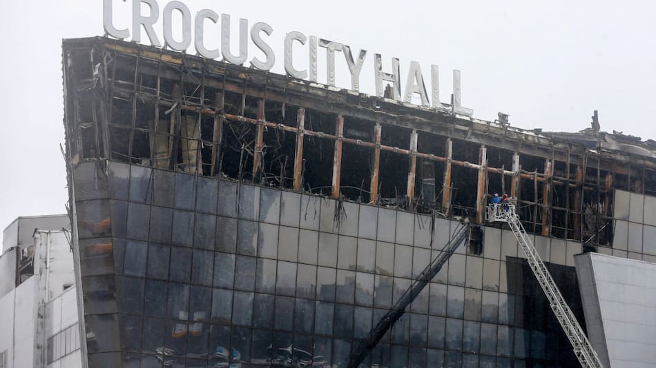 Así quedó el Crocus City Hall tras el atentado en Moscú. Foto: Reuters