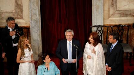 Alberto Fernández y Cristina Kirchner, jura como presidente, REUTERS