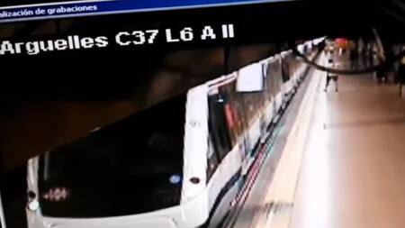 Joven empuja a otro a las vías del Metro en Madrid cuando pasaba un tren