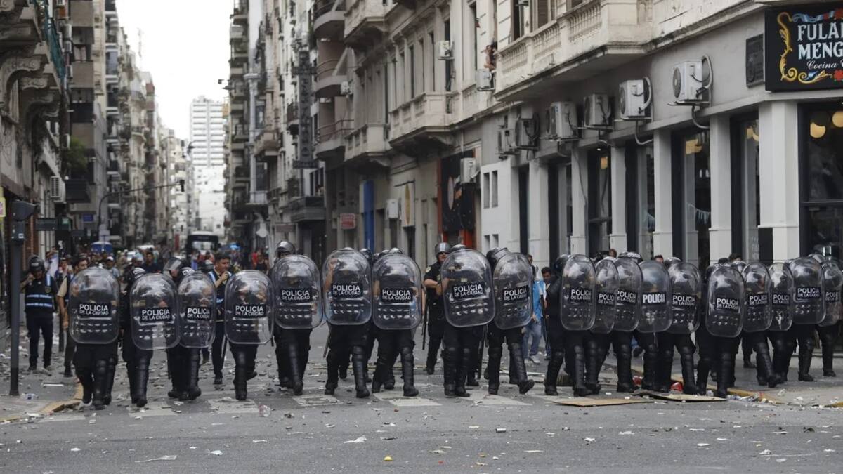 Protestas en el centro porteño: qué calles están cortadas por los manifestantes