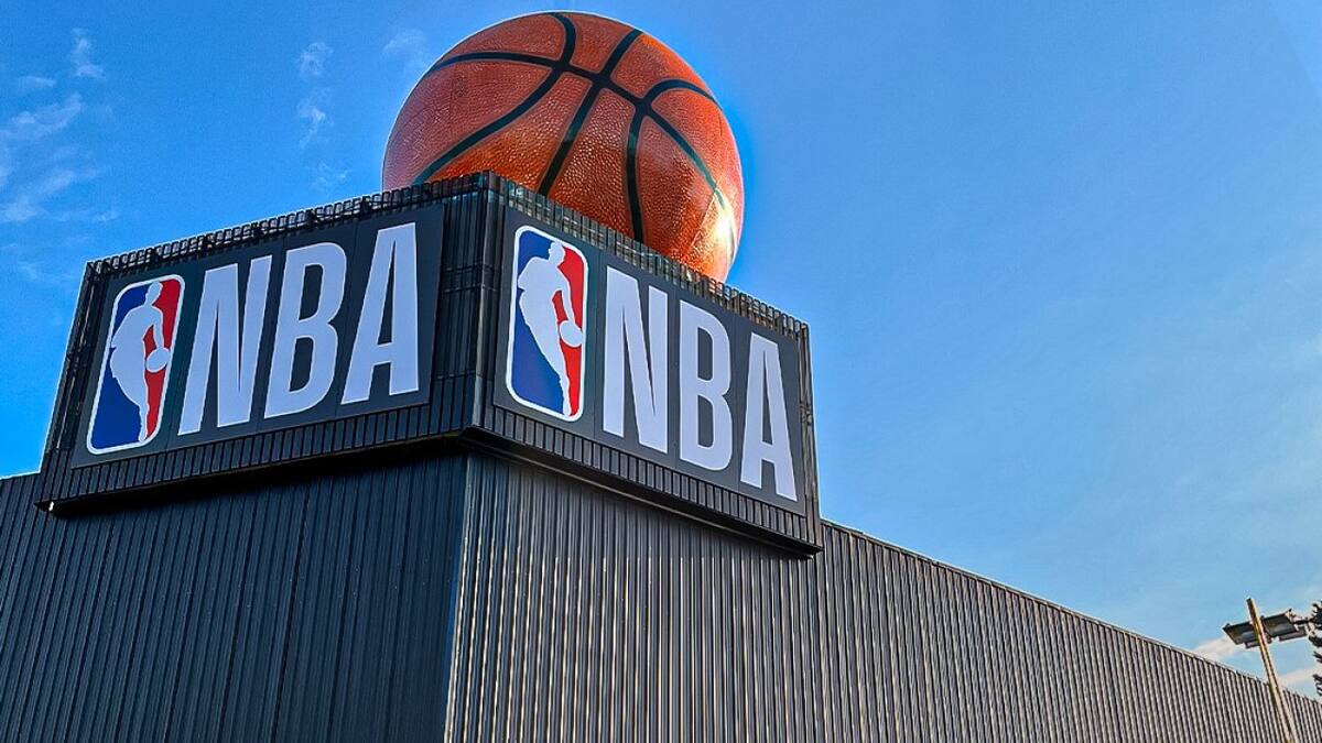 Llegó la primera NBA Store a Buenos Aires. Foto X @NBALatam