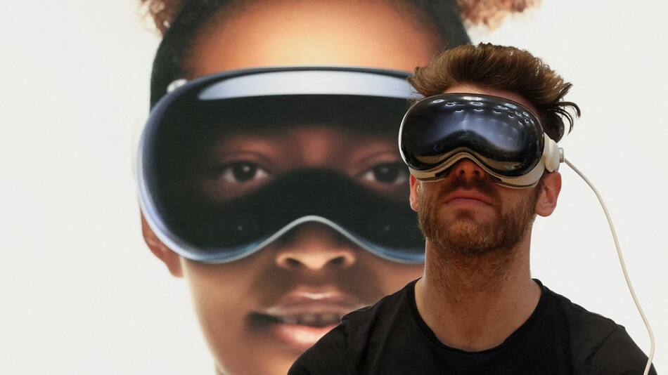 Algo distinto a las gafas Vision Pro de Apple. Foto: Reuters