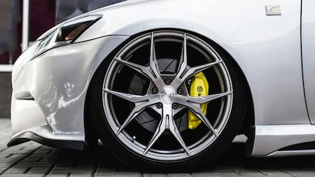 Auto. Foto: Unsplash