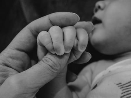 Maternidad, lactancia, bebé, salud. Foto: Unsplash
