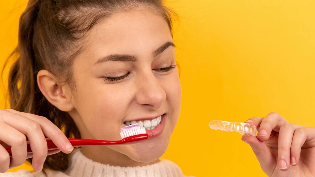 La importancia de cepillarse correctamente los dientes. Foto: Unsplash.