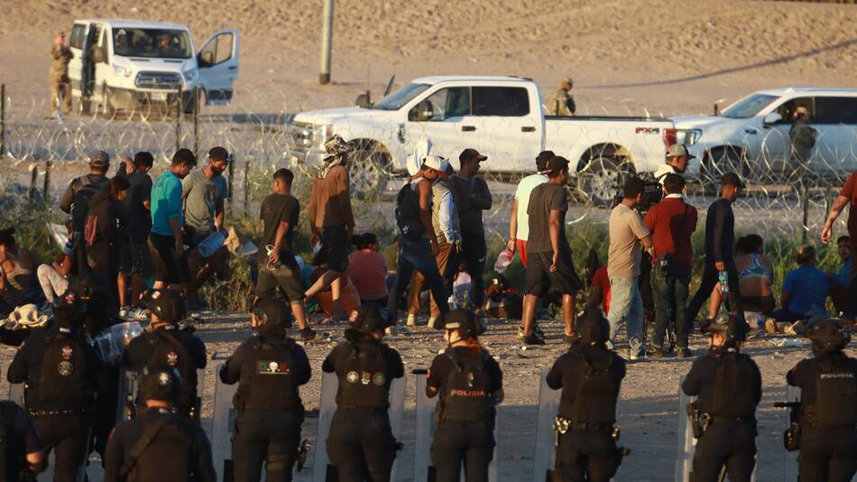 Operativo de seguridad en la frontera de México. Foto: EFE