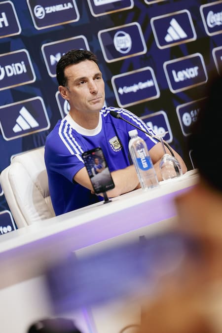 Conferencia de prensa de Lionel Scaloni.