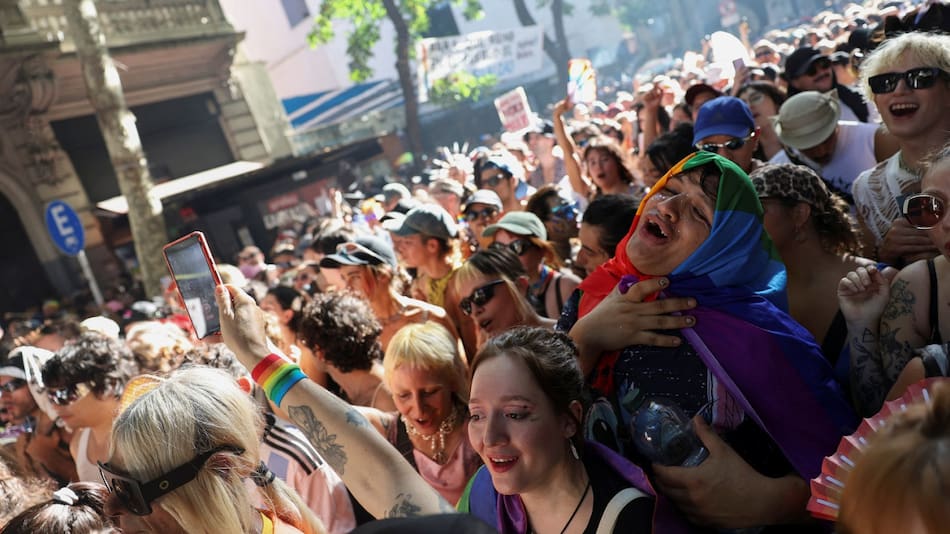 Marcha Federal LGBTIQ+ Antifascista y Antirracista. Foto: Reuters/Cristina Sille