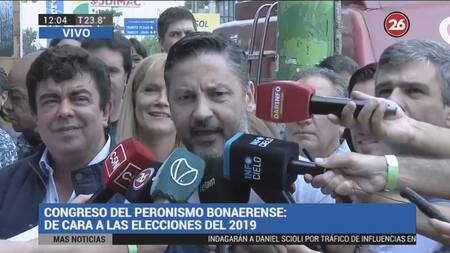 Fernando Espinoza y Gustavo Menéndez - Congreso del peronismo bonaerense