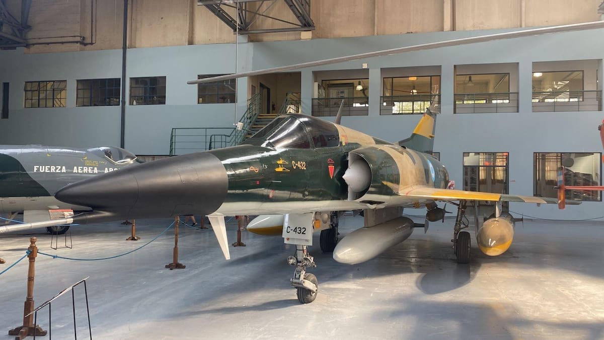 Avión C-432