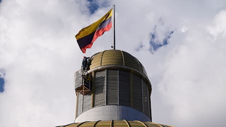 Bandera de Venezuela, en Caracas. Foto: Reuters.