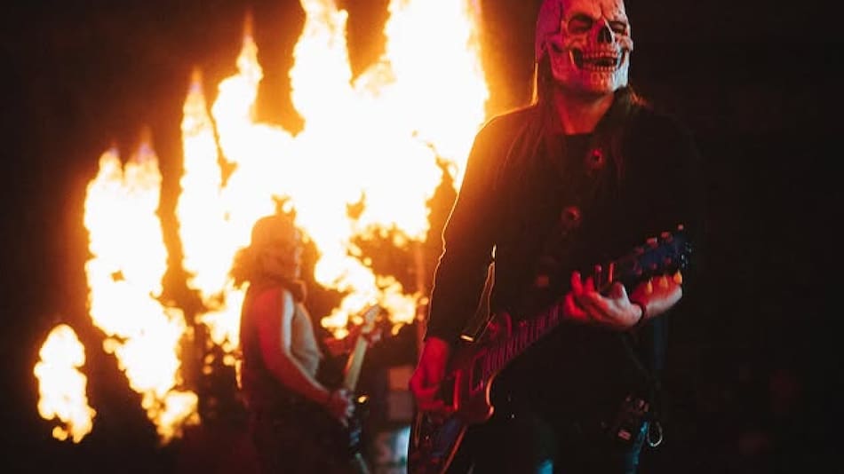 Airbag en Vélez. Foto: Instagram @livedaleplay