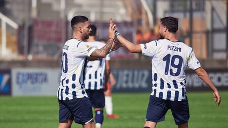 Festejo de Talleres en la Copa Argentina ante Chacarita. Foto: @Copa_Argentina.