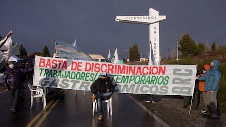 Trabajadores de UTHGRA en Bariloche iniciaran una huelga de hambre
