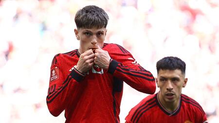 Alejandro Garnacho en el Manchester United. Foto: REUTERS.