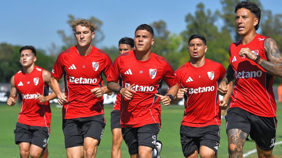 River Plate está haciendo la pretemporada en San Martín de Los Andes.