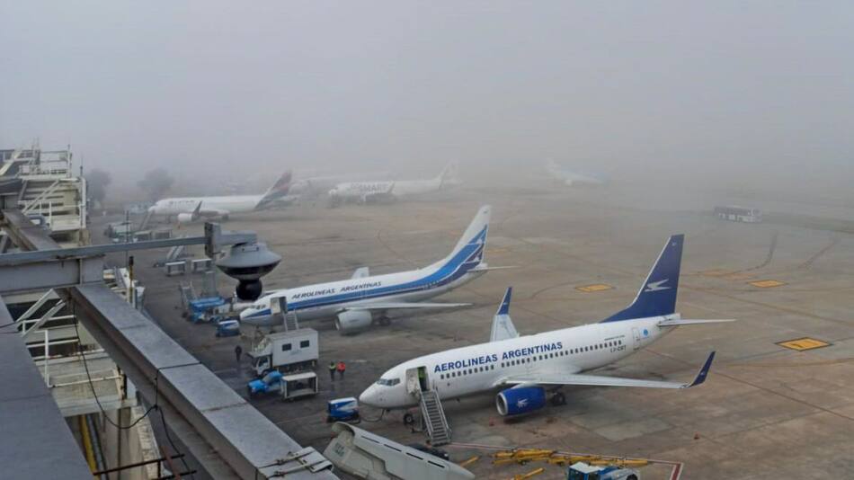 Demoras en Aeroparque por las lluvias. Foto: NA