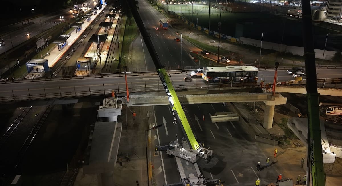 Obras sobre el Puente Cantilo, en CABA.