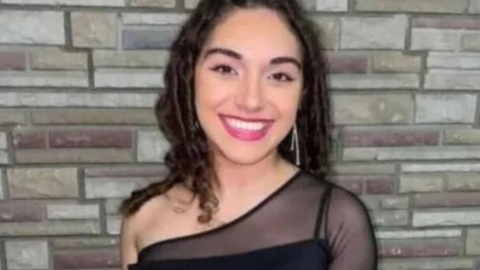 Lara Barrios, la joven que murió aplastada por el árbol. Foto: Facebook