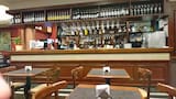 El bodegón más barato de CABA: es ideal para almorzar, está escondido en Montserrat y tiene abundantes platos para compartir