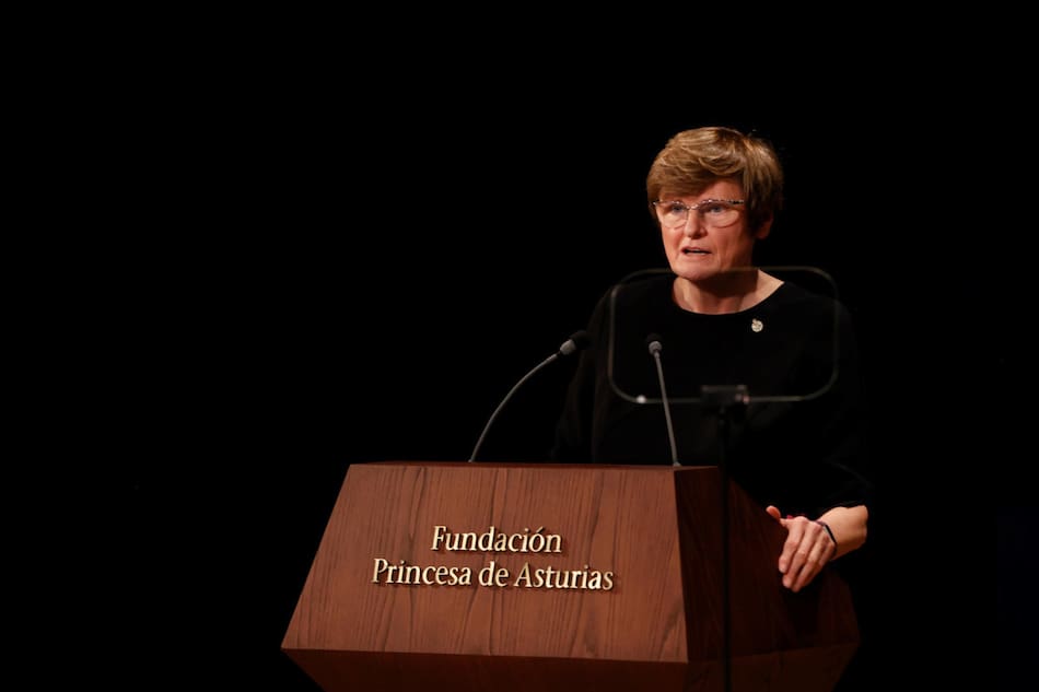 En la imagen, Karikó pronuncia un discurso durante la ceremonia de entrega de los Premios Princesa de Asturias, celebrada el 22 de octubre de 2021 en el Teatro Campoamor de Oviedo. EFE