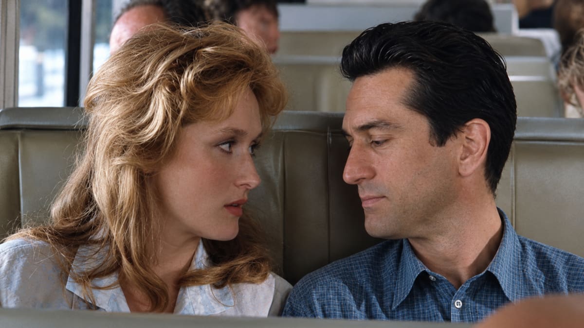 Cumple 42 años, fue un fracaso de taquilla, pero hoy es un clásico del cine romántico protagonizado por Robert De Niro y Meryl Streep