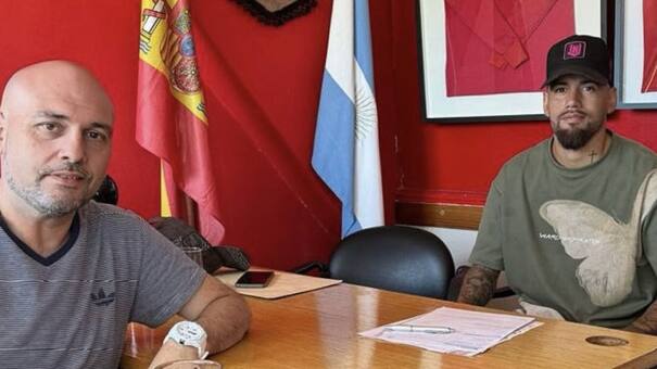 Jugó la Kings League, lo contrató Deportivo Español e hizo un curioso pedido en sus redes sociales: "¿Algún solidario?"