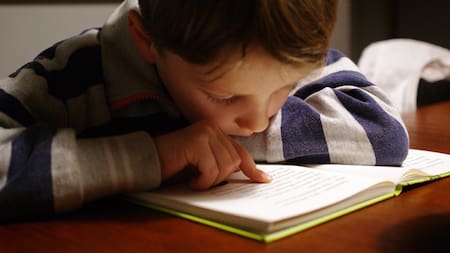 La importante de la lectura en los niños. Foto: Unsplash.