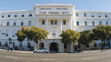 Comisión Nacional de Energía Atómica: renunció el presidente Germán Lavalle y el Gobierno ya eligió a su reemplazante