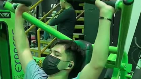 Se quebró el codo. Foto: Captura.