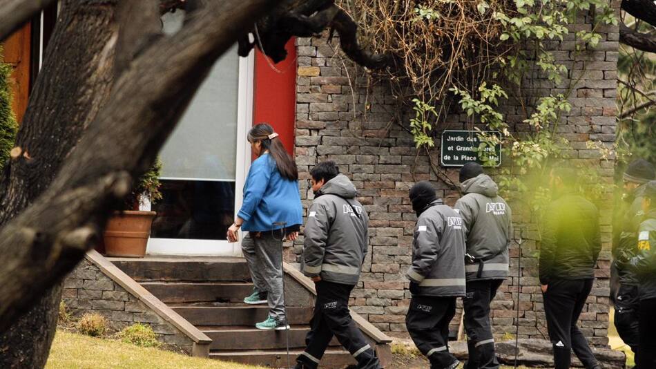 Crstina Kirchner - allanamientos en El Calafate - NA
