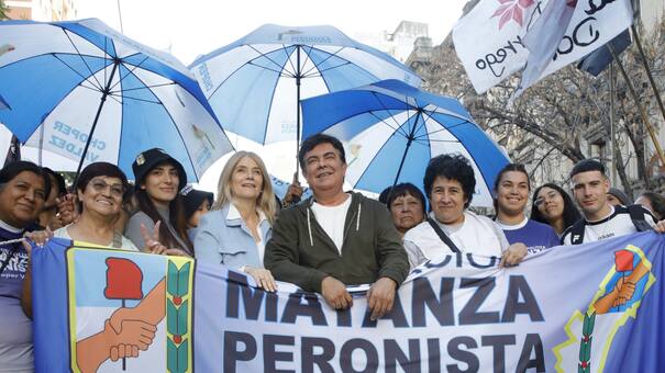 Fernando Espinoza: "En pocos meses Milei, dejó 200 mil trabajadores en la calle y cerró más de 30 mil PyMEs"