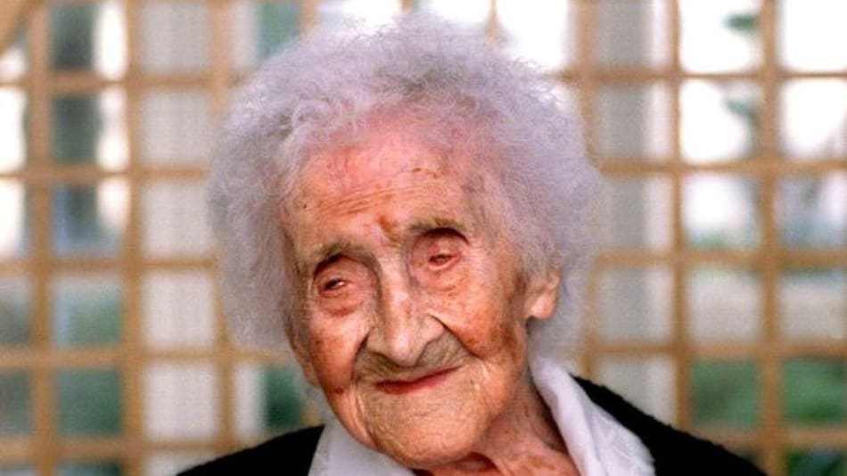 Jeanne Calment, la mujer mas longeva del mundo. Foto Twitter @nubemana.