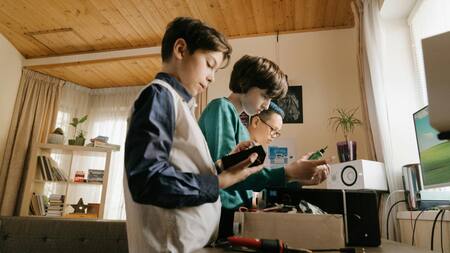 Una gran capacidad de aprender, razonar, tomar decisiones y resolver problemas