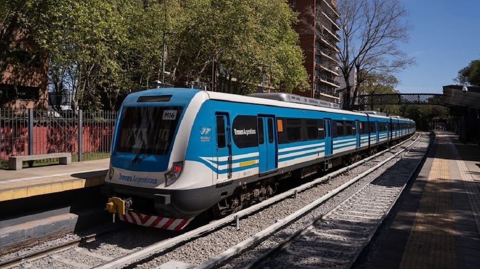 Tren Mitre.