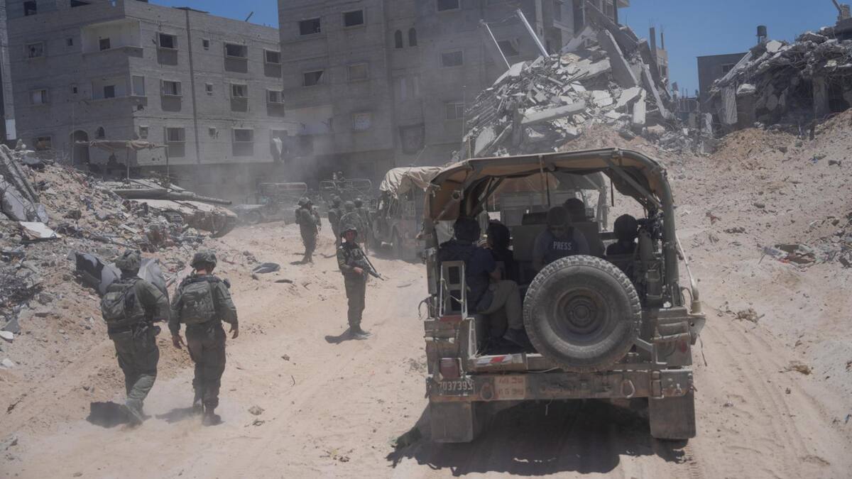 El ejército israelí invitó a los periodistas a un recorrido por Rafah. Foto: EFE