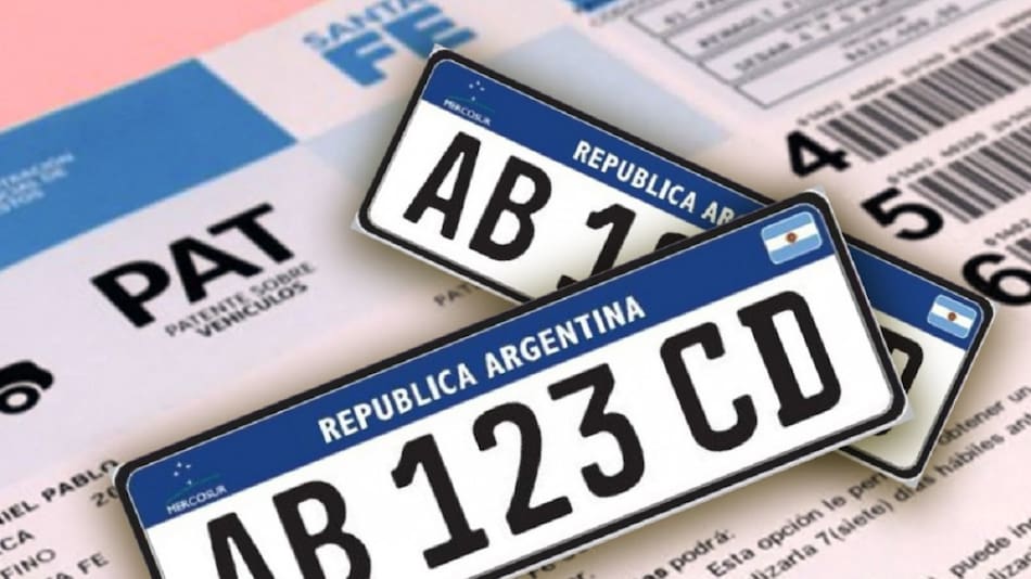 Patentes de vehículos argentinos. Foto: NA.
